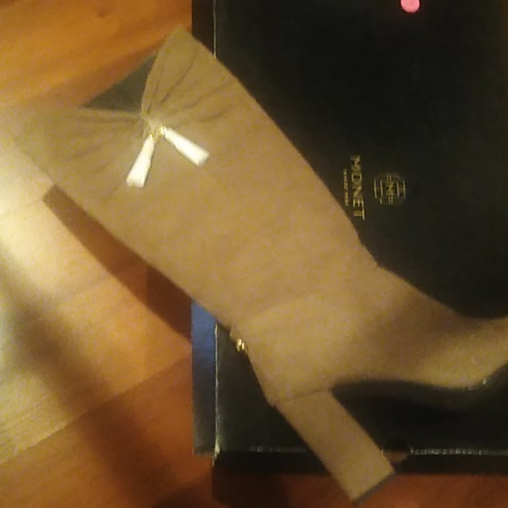 Money women taupe boots suede